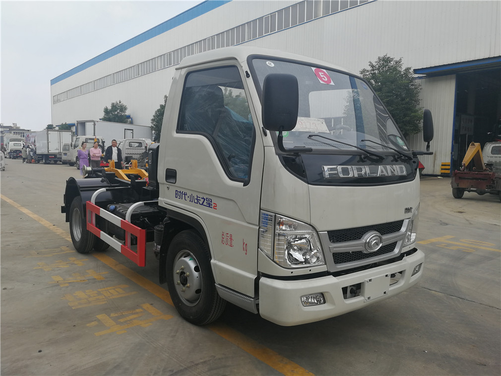 福田小卡4方車廂可卸垃圾車