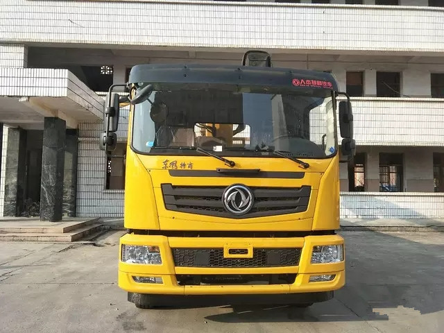 東風單橋徐工8噸隨車吊的價格多少錢