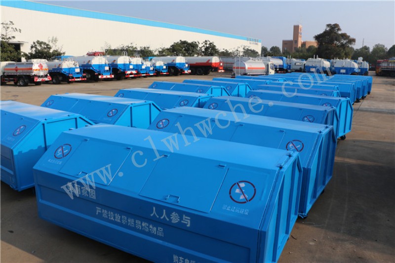 8方梯形垃圾箱價(jià)格